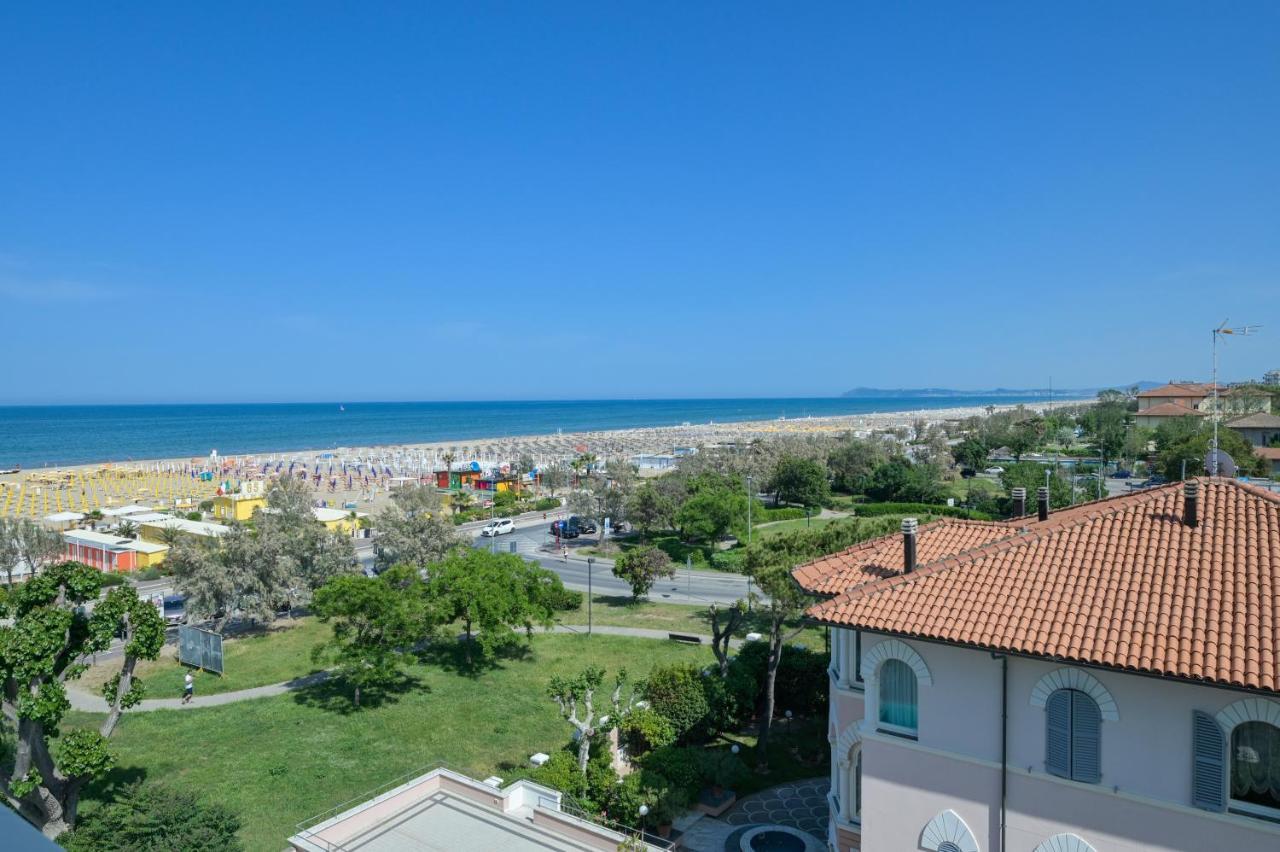 Hotel Aristeo Rimini Exterior photo