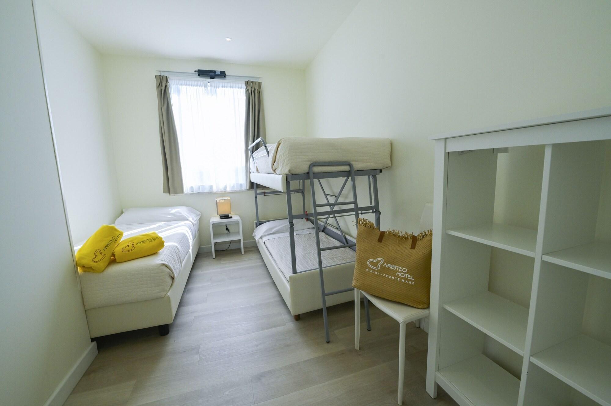 Hotel Aristeo Rimini Exterior photo
