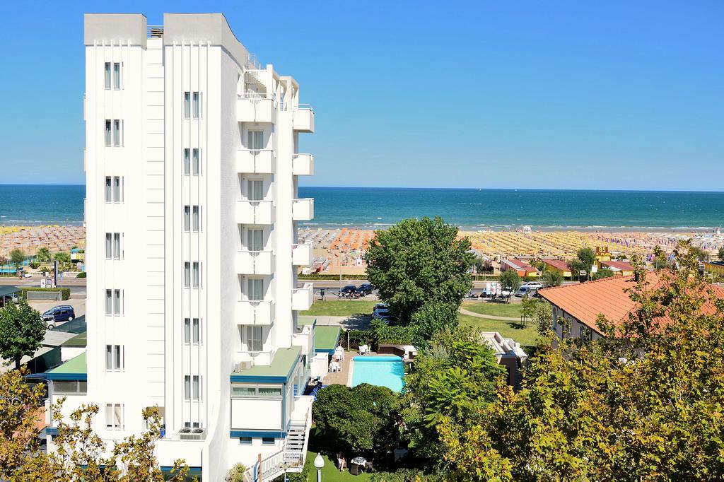 Hotel Aristeo Rimini Exterior photo